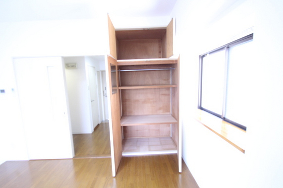 収納　※別号室の写真です