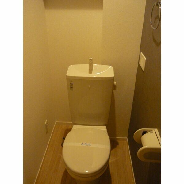 トイレ　他号室　同施工参考写真