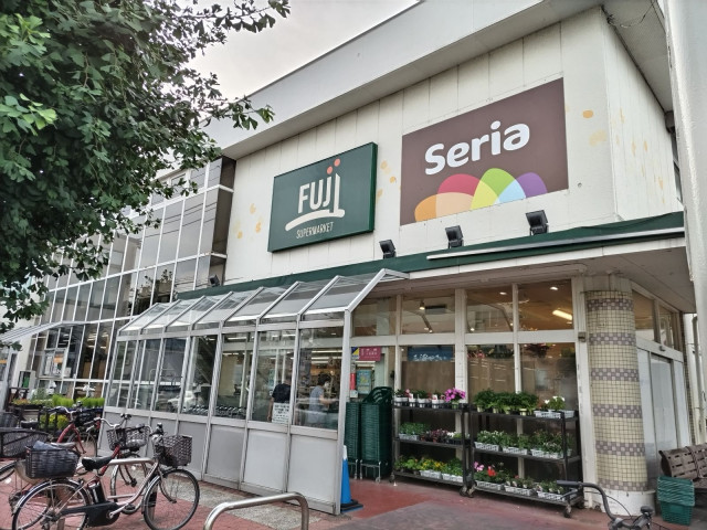 スーパー　ＦＵＪＩ　佐原店（スーパー）まで400m