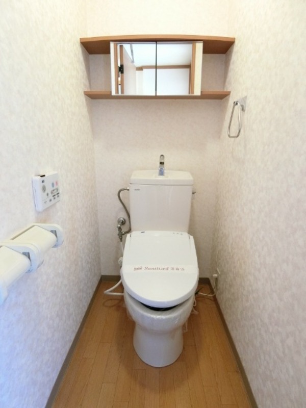 トイレ　図面と現状に相違がある場合には現状を優先