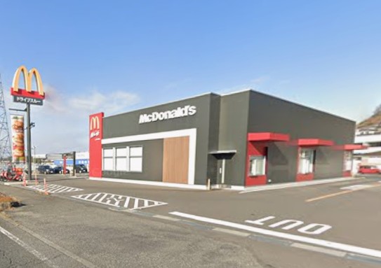 飲食店　マクドナルド早島インター店（飲食店）まで951m