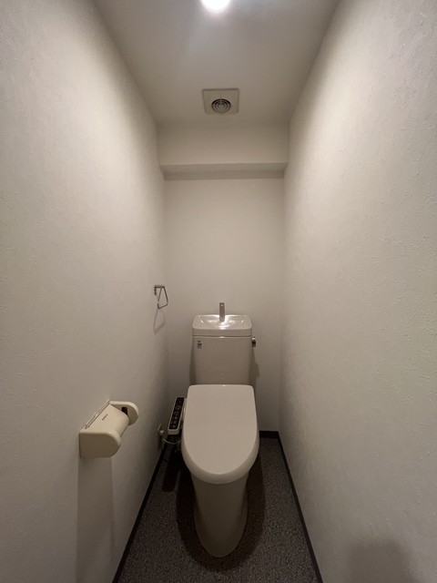 トイレ　洗浄便座
