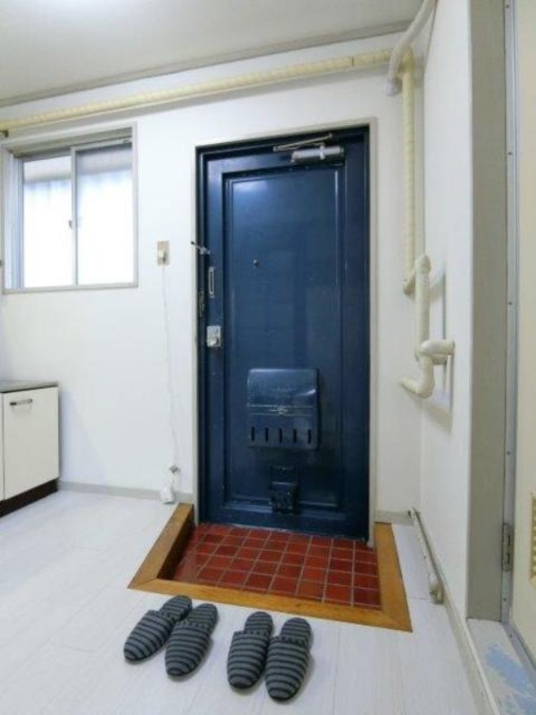 玄関　図面と現状に相違がある場合には現状を優先