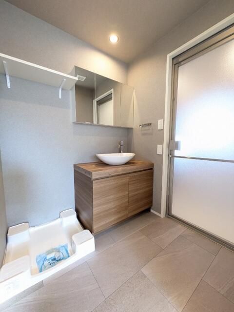 洗面設備　※別部屋写真参照