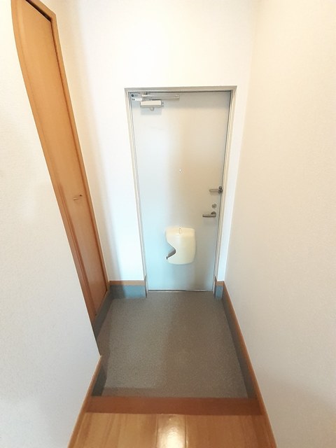玄関　図面と現状に相違がある場合には現状を優先