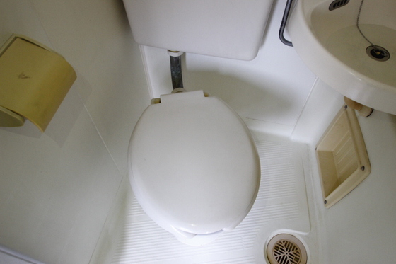 トイレ　※掲載写真は同マンション別部屋参考写真となります。