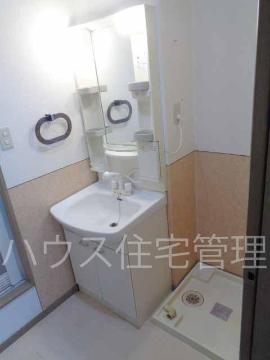 洗面設備　洗髪洗面化粧台