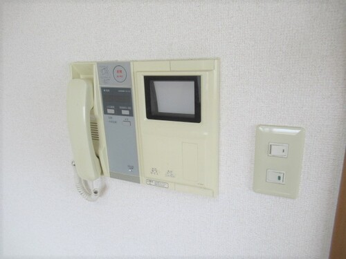 セキュリティ　TVモニタ付インターホン　※前回募集時／2023年5月の写真