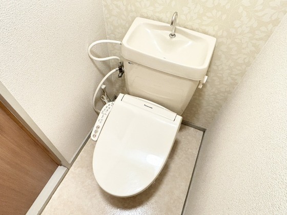 トイレ　シャワー付きトイレ