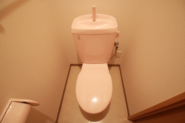 トイレ　別部屋の写真です。※現状優先