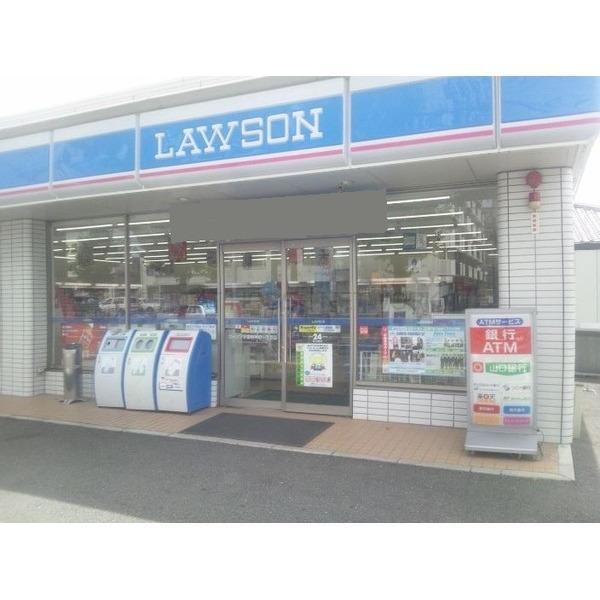 コンビニ　ローソン小野田中川３丁目店（コンビニ）まで690m