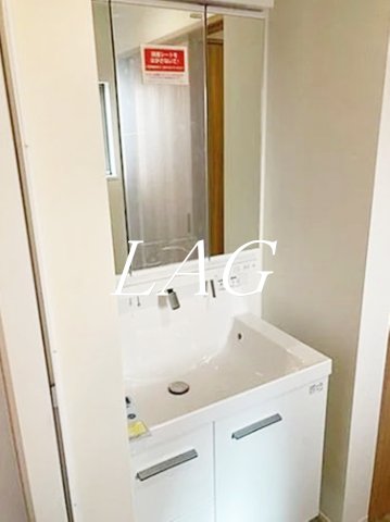 洗面設備　洗面台です。