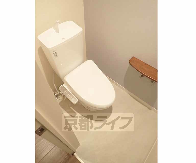 トイレ　キレイなウォシュレットトイレです。