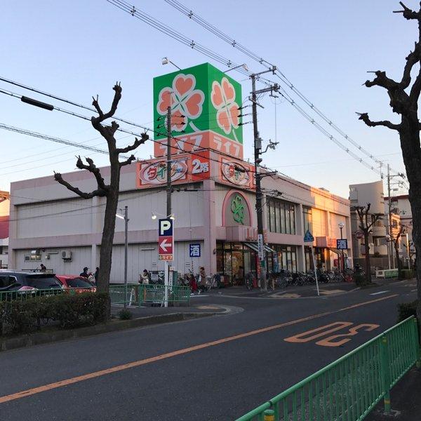 スーパー　ライフ茨木小川店（スーパー）まで569m