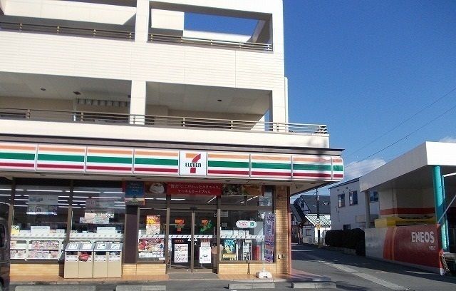 コンビニ　セブンイレブン長泉下土狩西店（コンビニ）まで750m