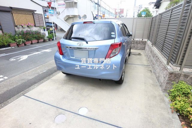 駐車場　敷地内駐車場あり◎