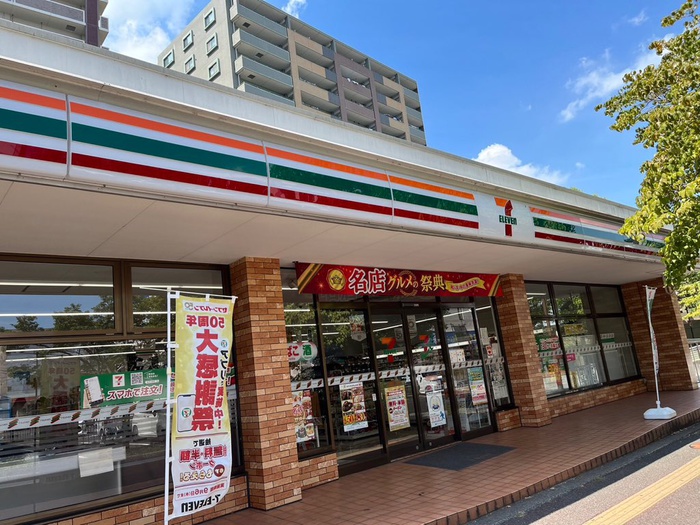コンビニ　セブンイレブン入間豊岡1丁目店（コンビニ）まで400m