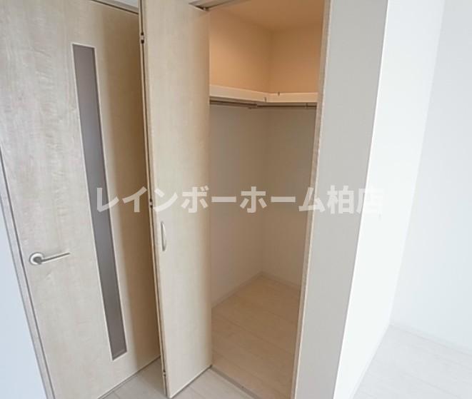 収納　ウォークインクローゼットです