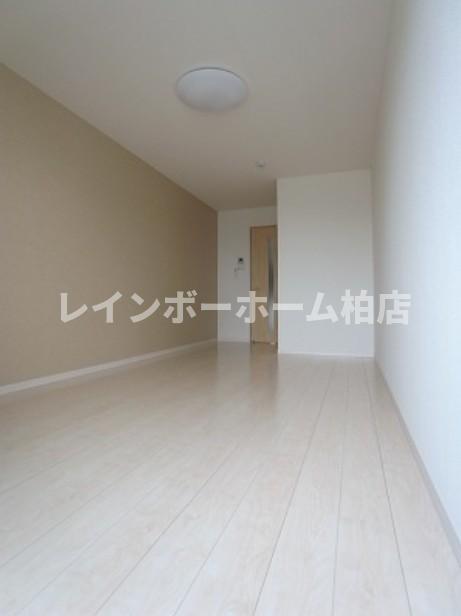 居室・リビング　居間です