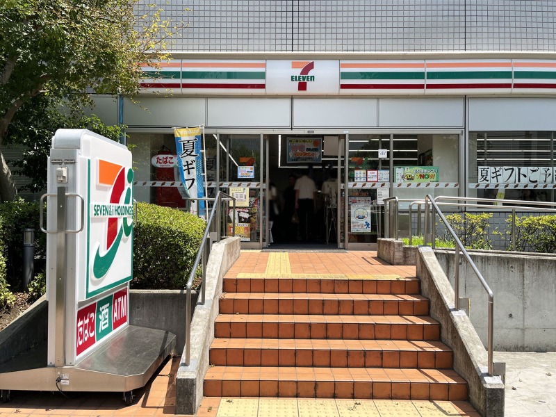 コンビニ　セブンイレブン 芝浦４丁目店（コンビニ）まで500m