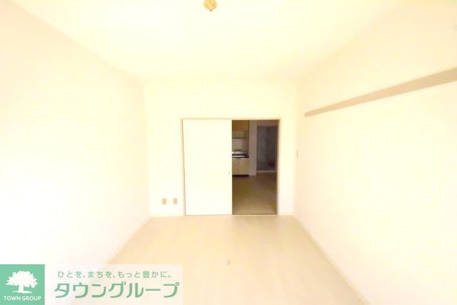 居室・リビング　居室綺麗です