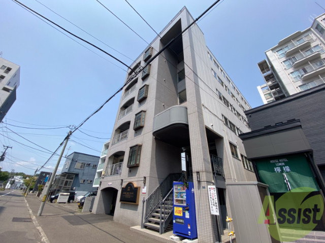 建物外観　札幌市北区北１８条西「メトロサイドパレス北大前」