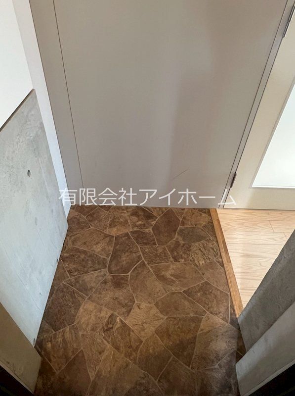 玄関　物件画像