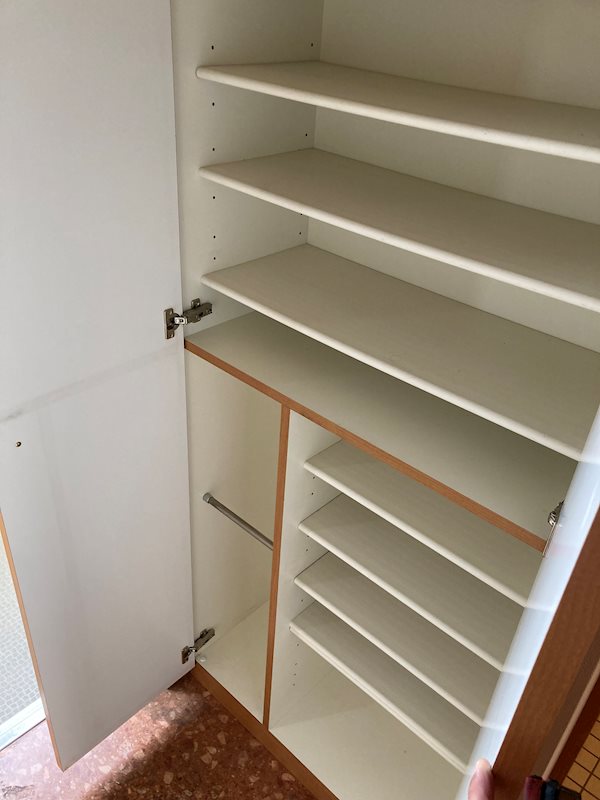 収納　下駄箱の中はこんな感じです