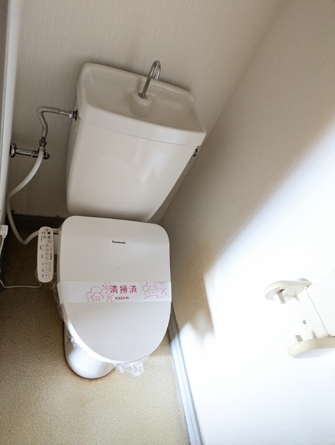 トイレ　洗浄便座