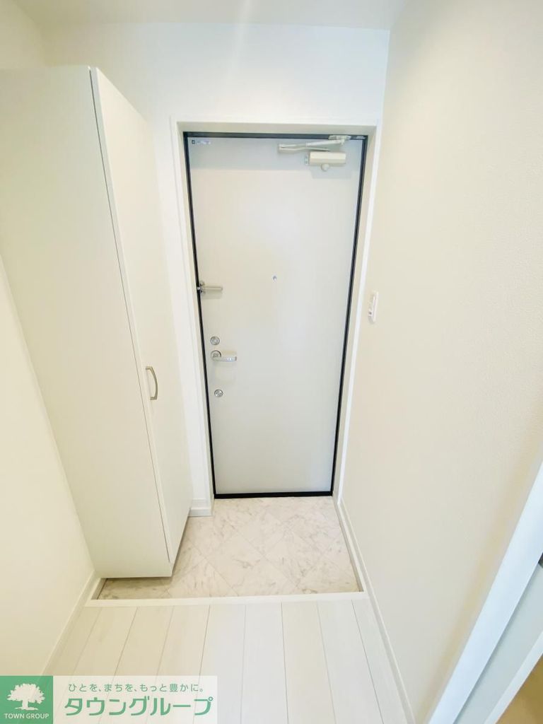 玄関　※別部屋参考写真※