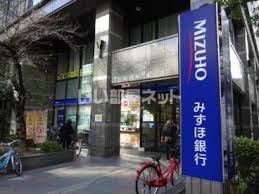 銀行　みずほ銀行南船場支店（銀行）まで274m