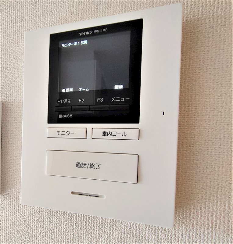 セキュリティ　モニター付きインターフォンを採用し防犯対策