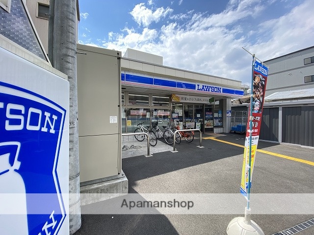 コンビニ　ローソン東上町店（コンビニ）まで184m