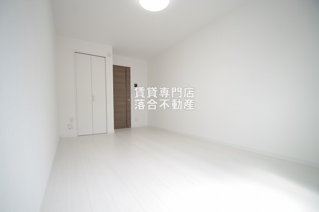 その他部屋・スペース　白基調で清潔感のあるお部屋♪