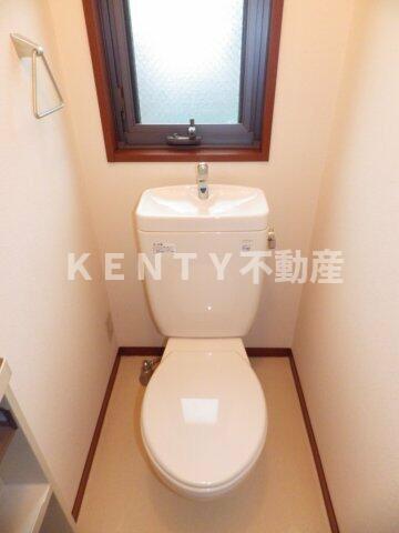 トイレ　ゆったりとした空間のトイレです