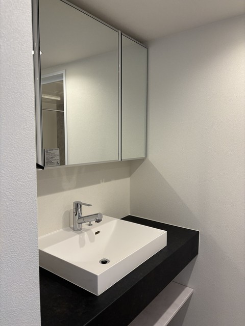 洗面設備　※写真は同タイプ住戸です。