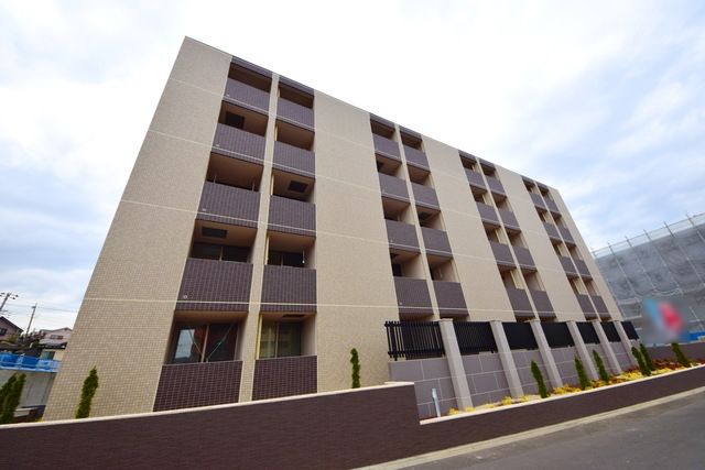 建物外観　★ペット飼育相談可でネット無料のオートロックマンション★