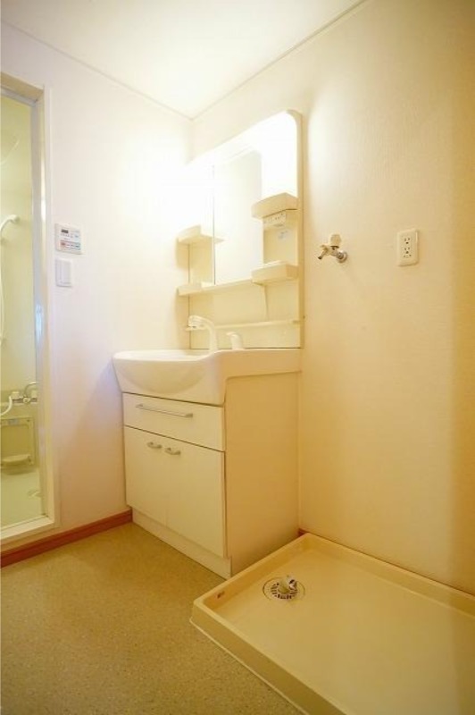 洗面設備　図面と現状に相違がある場合には現状を優先