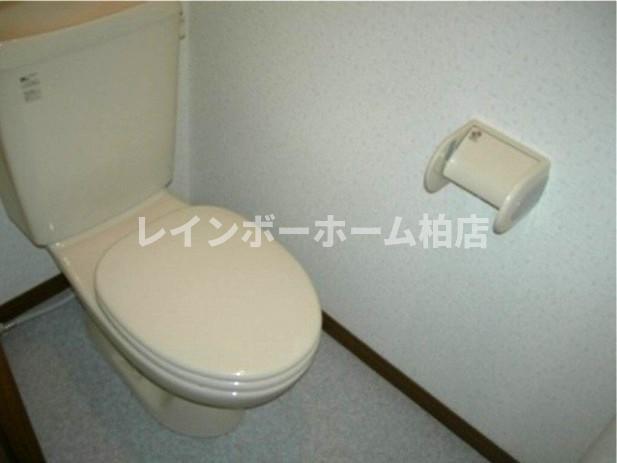 トイレ　トイレもきれいです