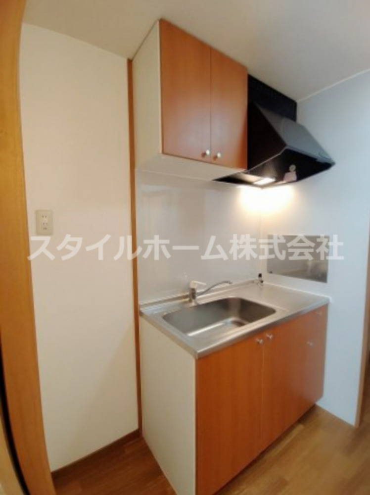 キッチン　別部屋写真です。