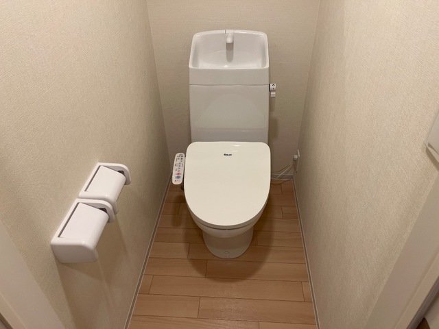 トイレ　シャワー付トイレ