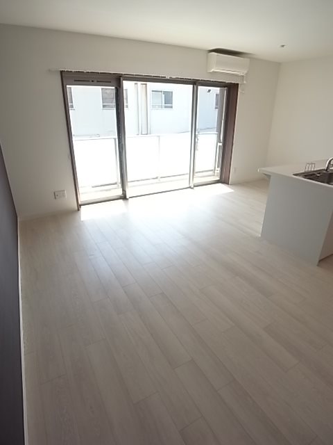 居室・リビング　おしゃれな居間です