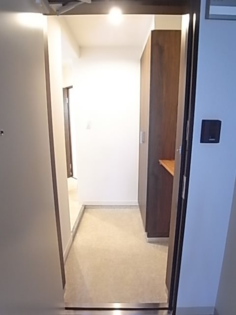 玄関　収納もある玄関です