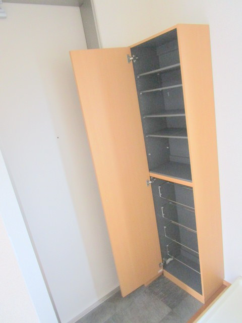 玄関　★シューズＢＯＸ★別部屋参考写真