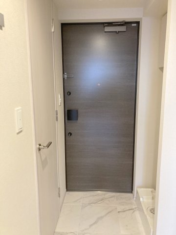 玄関　ザ・パークハビオ荏原中延駅前 ※反転タイプ