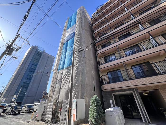 建物外観　建築中