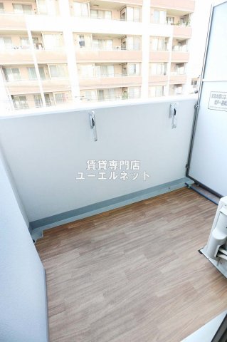 バルコニー　バルコニー付きで採光＆風通し良好！