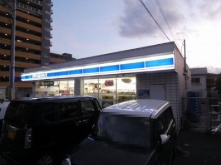コンビニ　ローソン 座間駅前店（コンビニ）まで393m
