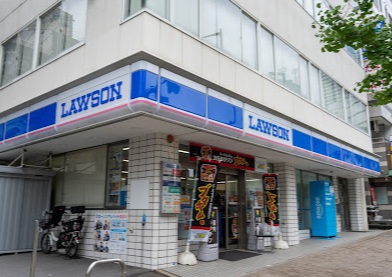 コンビニ　ローソン　加納町一丁目店（コンビニ）まで226m