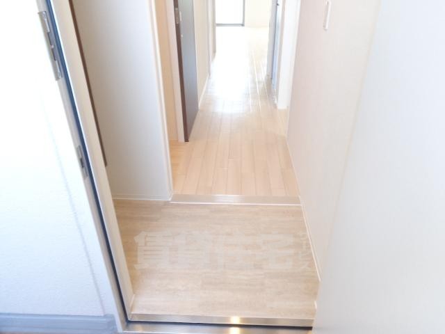 玄関　玄関（イメージ）